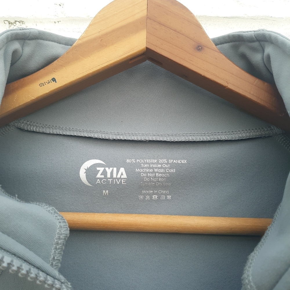 Zyia Active Athletic Performance Jacket Gray - image 8